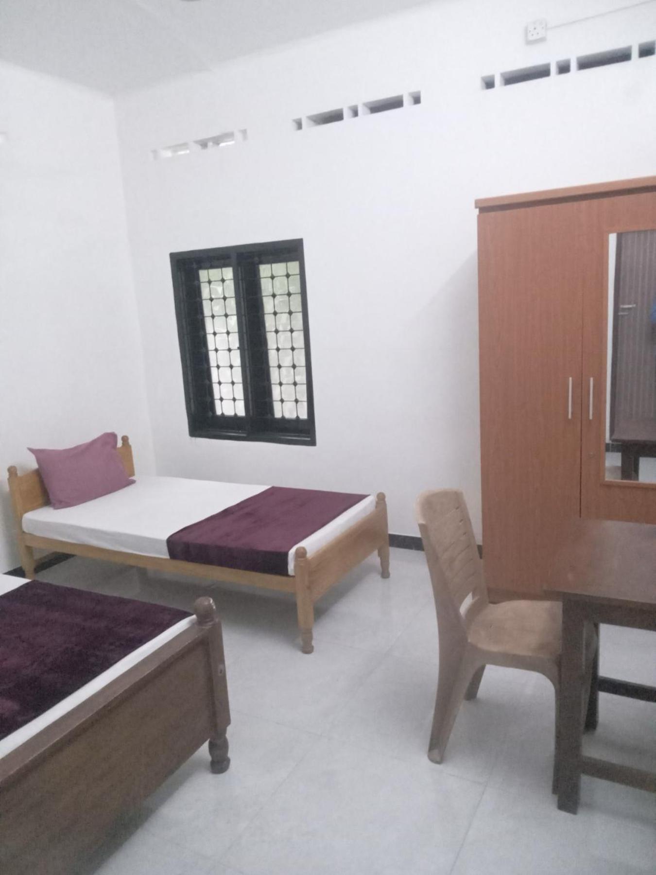 Yaarl Holiday Jaffna Kültér fotó